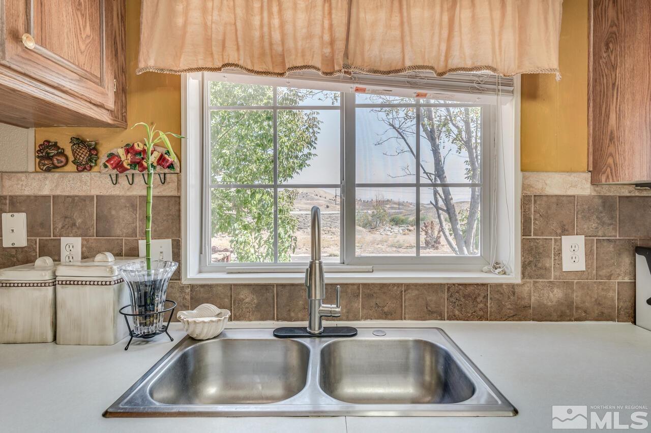 5179 Denali Way Reno, NV 89506 - Photo 17 of 37 Photo 17