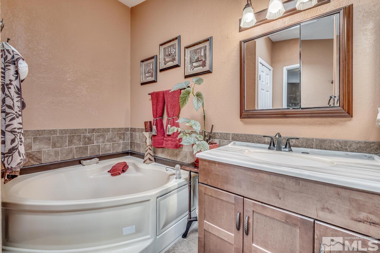 5179 Denali Way Reno, NV 89506 - Photo 25 of 37 Photo 25