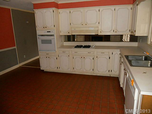 2471 Kings Grant Road Lincolnton, NC 28092 - Photo 5 of 13 Gallery Image 5