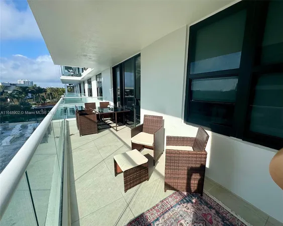 $8,500 | 9801 Collins Avenue, Unit 5U, Bal Harbour, FL 33154