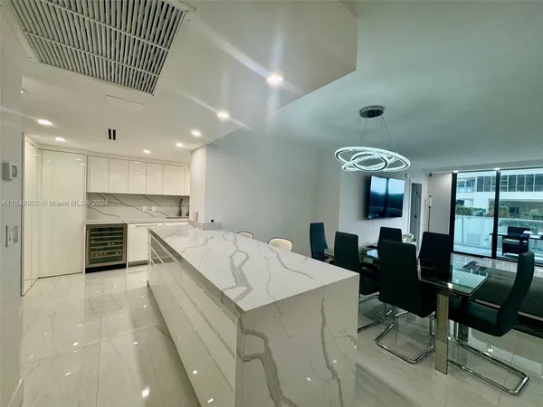 $8,500 | 9801 Collins Avenue, Unit 5U, Bal Harbour, FL 33154