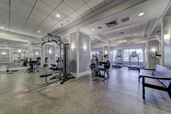 $8,500 | 9801 Collins Avenue, Unit 5U, Bal Harbour, FL 33154