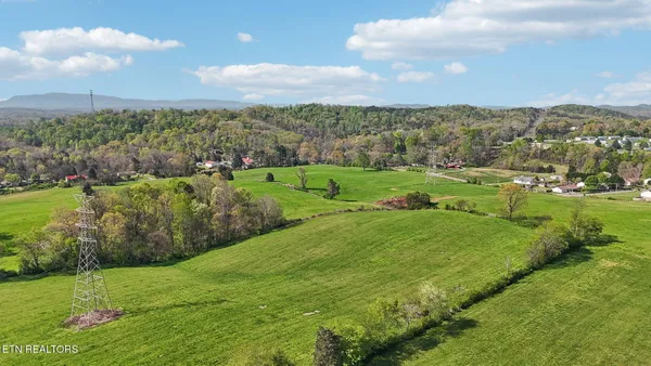 $2,095,000 | 436 Thorngrove Pike, Kodak, TN 37764