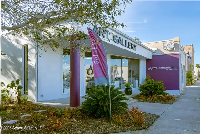 $389,000 | 2356 Lakeview Drive, Melbourne, FL 32935