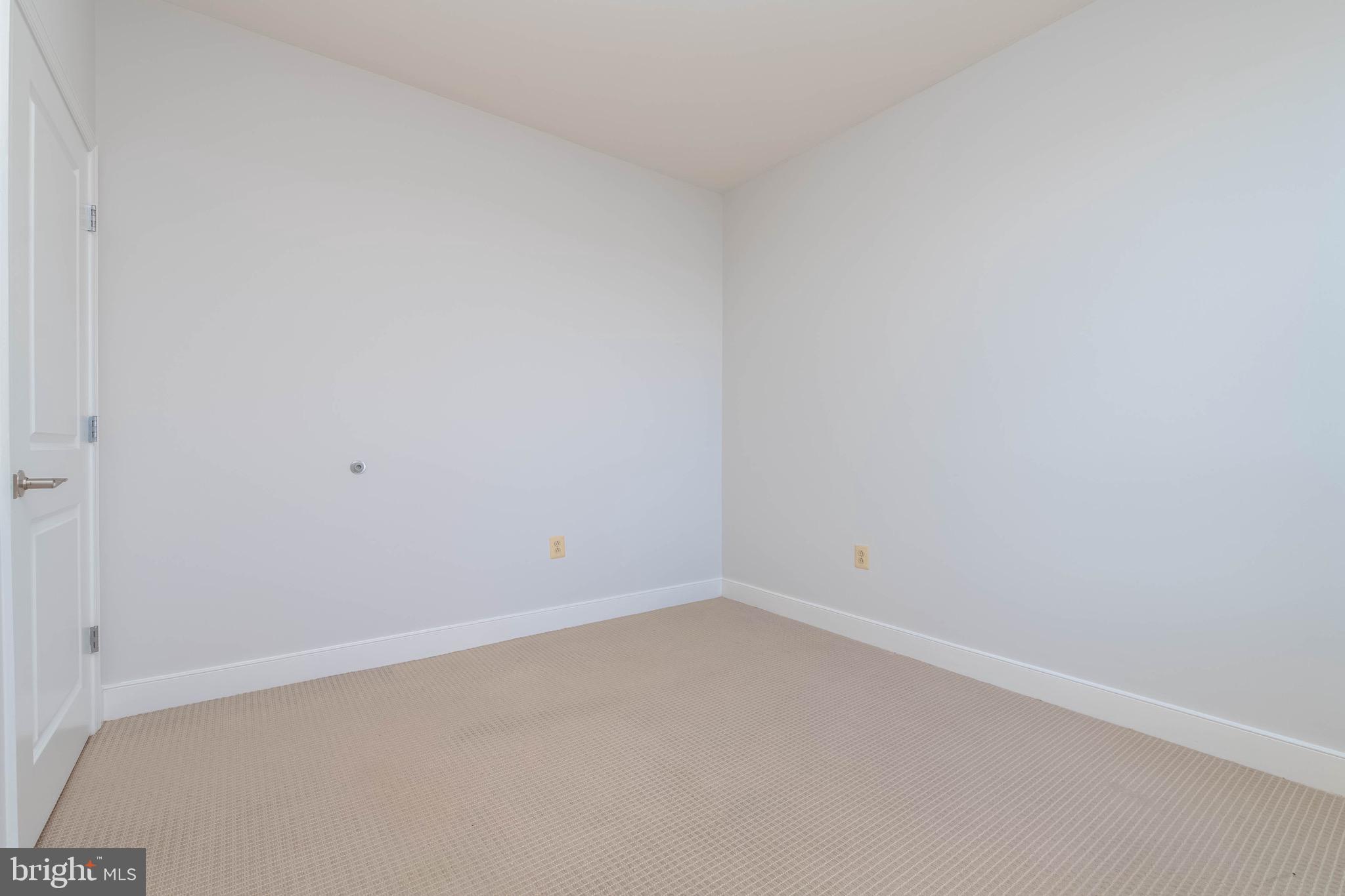 675 President Street, Unit 2207 Baltimore, MD 21202 - Photo 14 of 30