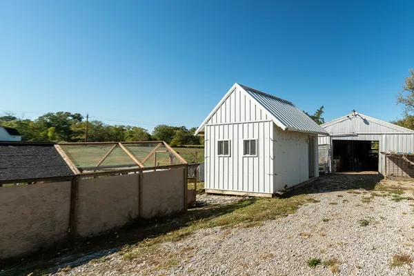 a view of backyard of house