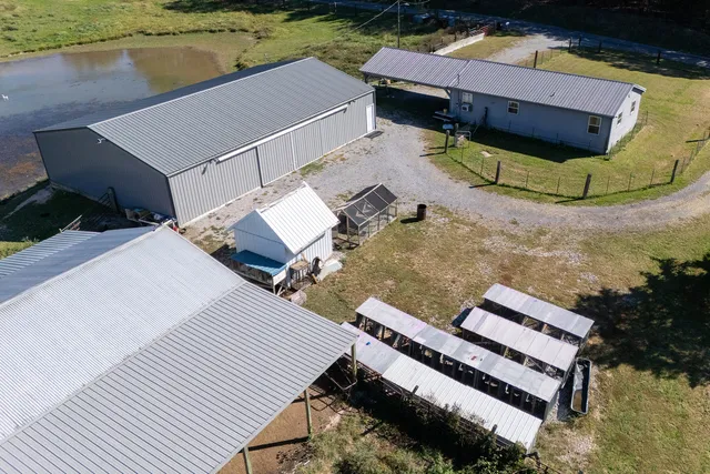 $225,000 | 104 East Boundary Road, Creal Springs, IL 62922