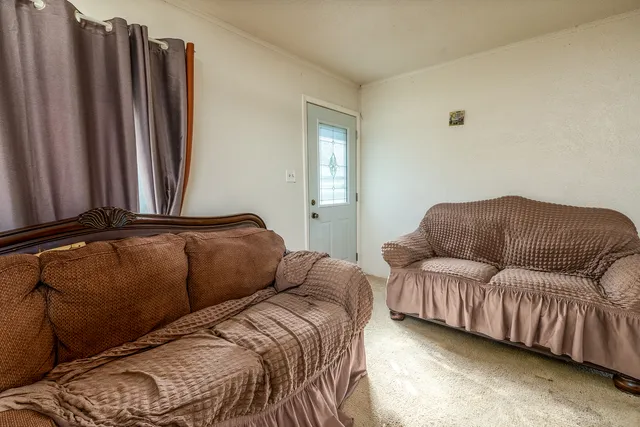 $225,000 | 104 East Boundary Road, Creal Springs, IL 62922