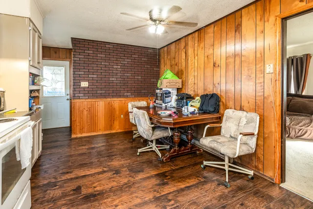 $225,000 | 104 East Boundary Road, Creal Springs, IL 62922