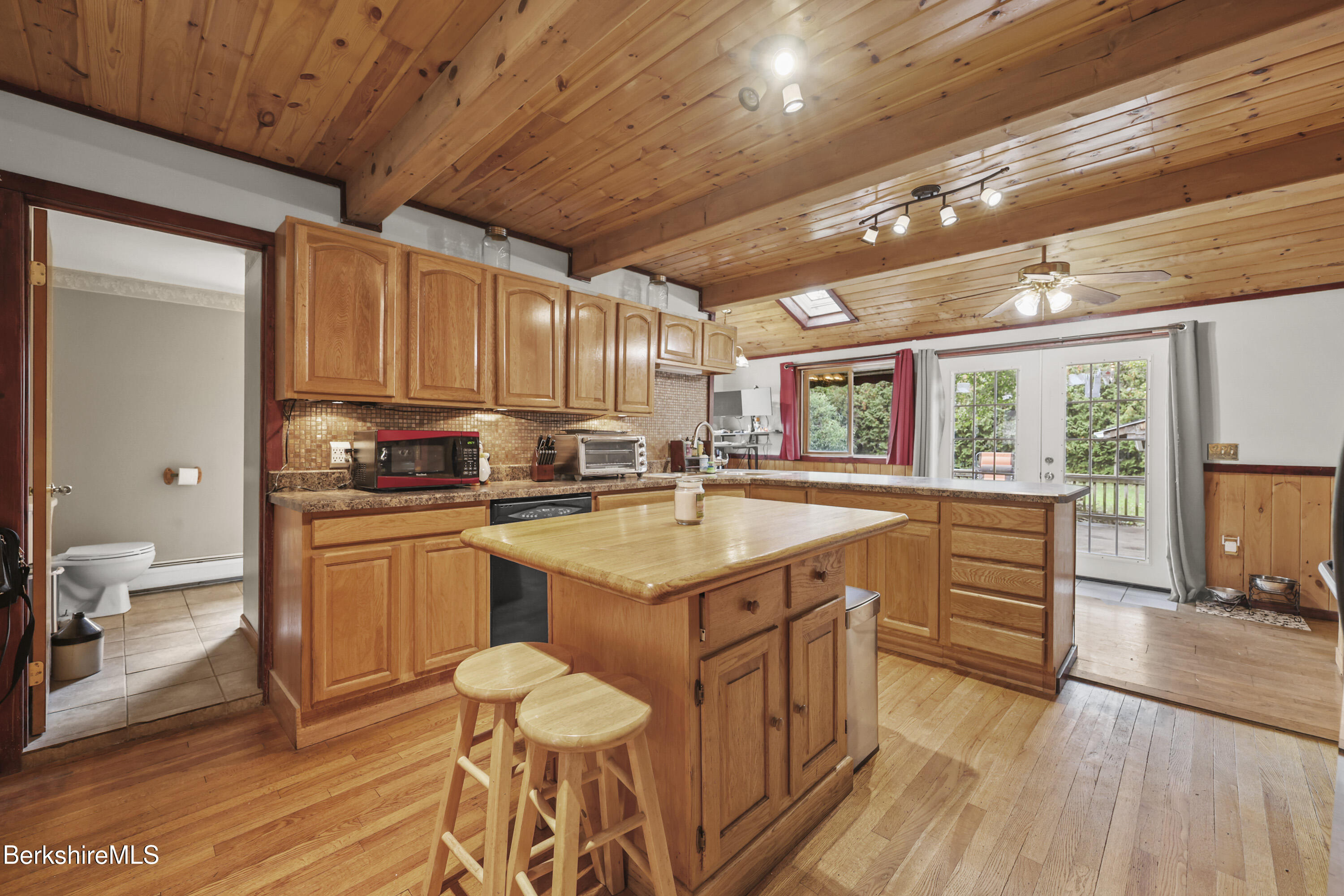 16 Pine Street Adams, MA 01220 - Photo 5 of 50 50 Kitchen