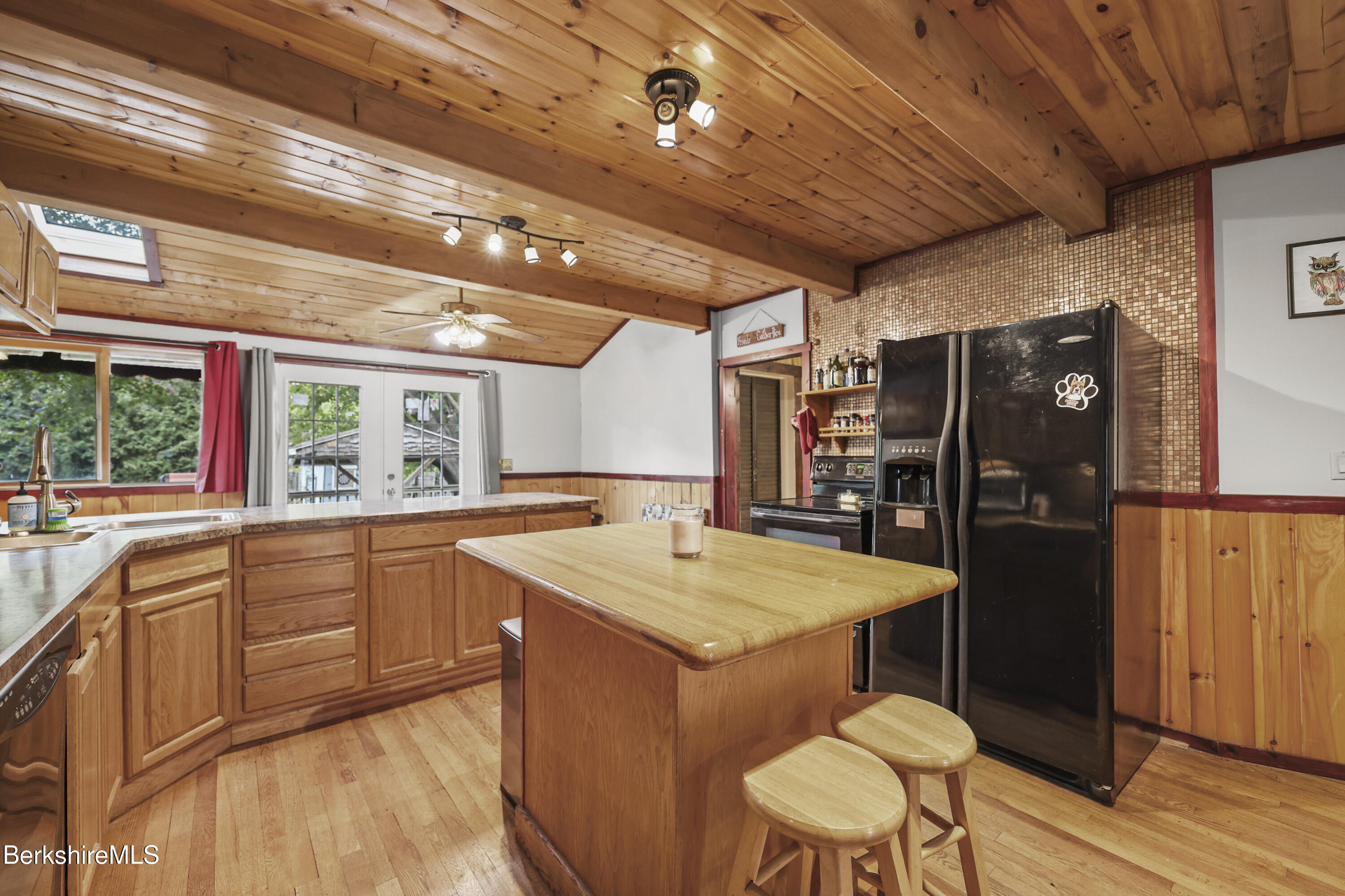 16 Pine Street Adams, MA 01220 - Photo 10 of 50 60 Kitchen