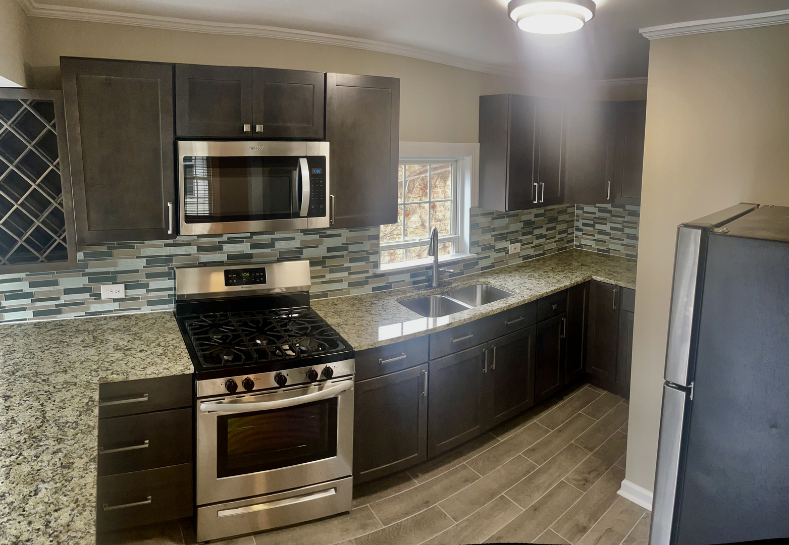 6907 West Farragut Avenue Chicago, IL 60656 - Photo 10 of 26