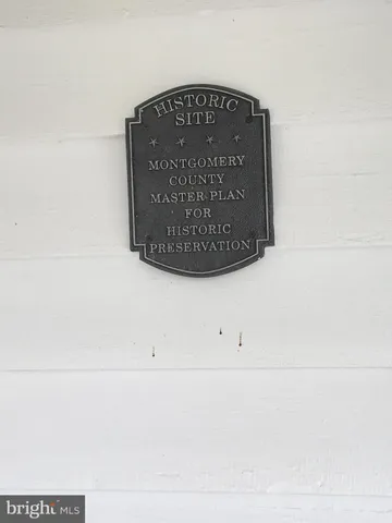 a view of utility room