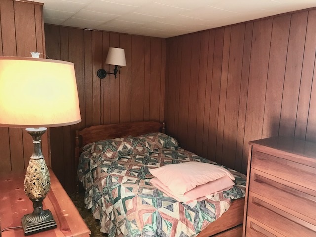 2860 Holiday Road Traverse City, MI 49686 - Photo 15 of 24 1847044-14.JPG