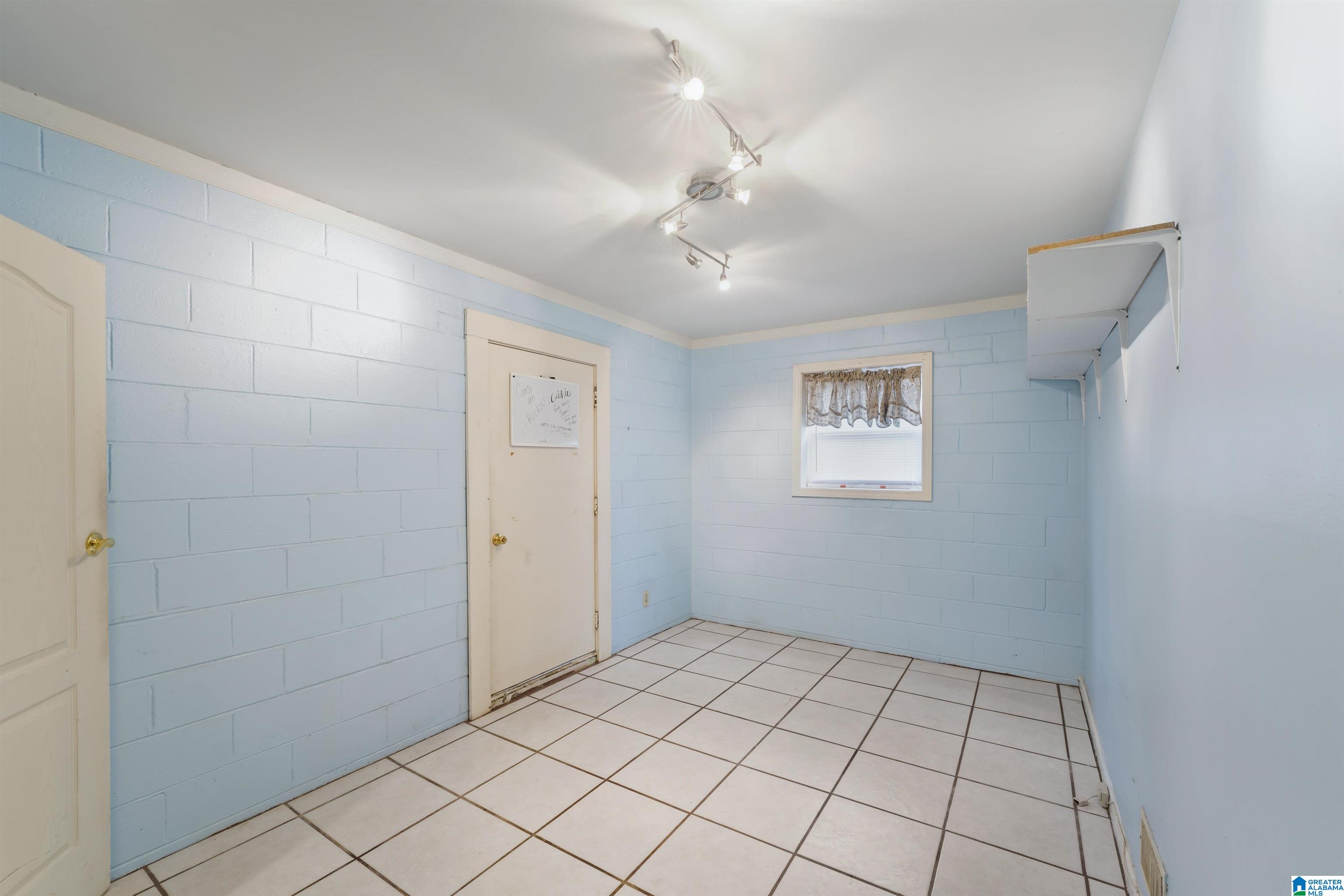 25 Cambridge Road Bessemer, AL 35023 - Photo 31 of 37