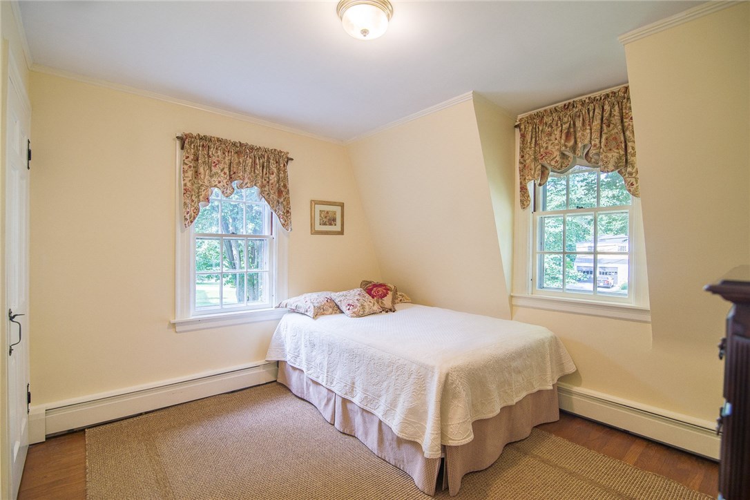 32 Woodland Road Barrington, RI 02806 - Photo 17 of 30 Gallery Image 17