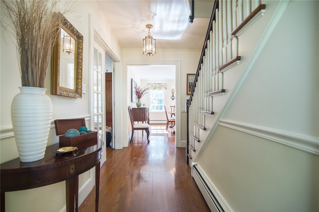 32 Woodland Road Barrington, RI 02806 - Photo 2 of 30 Gallery Image 2
