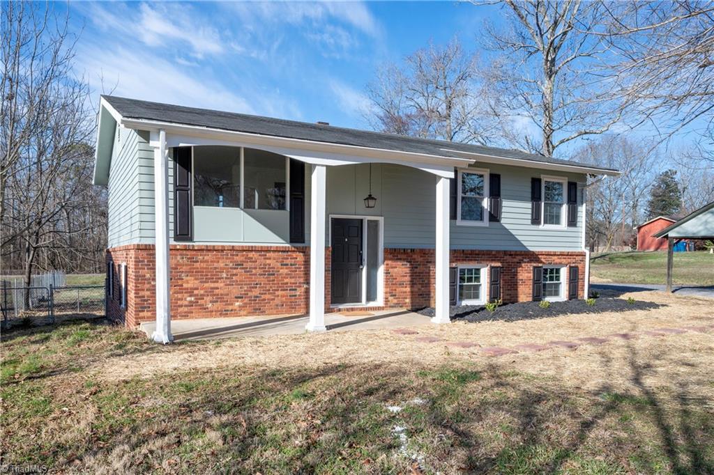 380 Junction Road Mocksville, NC 27028 - Photo 3 of 35