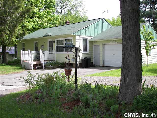 8698 Van Hoesen Road Clay, NY 13041 - Photo 1 of 1 Exterior Front