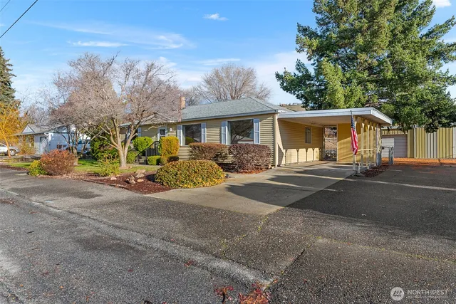 $452,000 | 2213 North Ashland Avenue, East Wenatchee, WA 98802