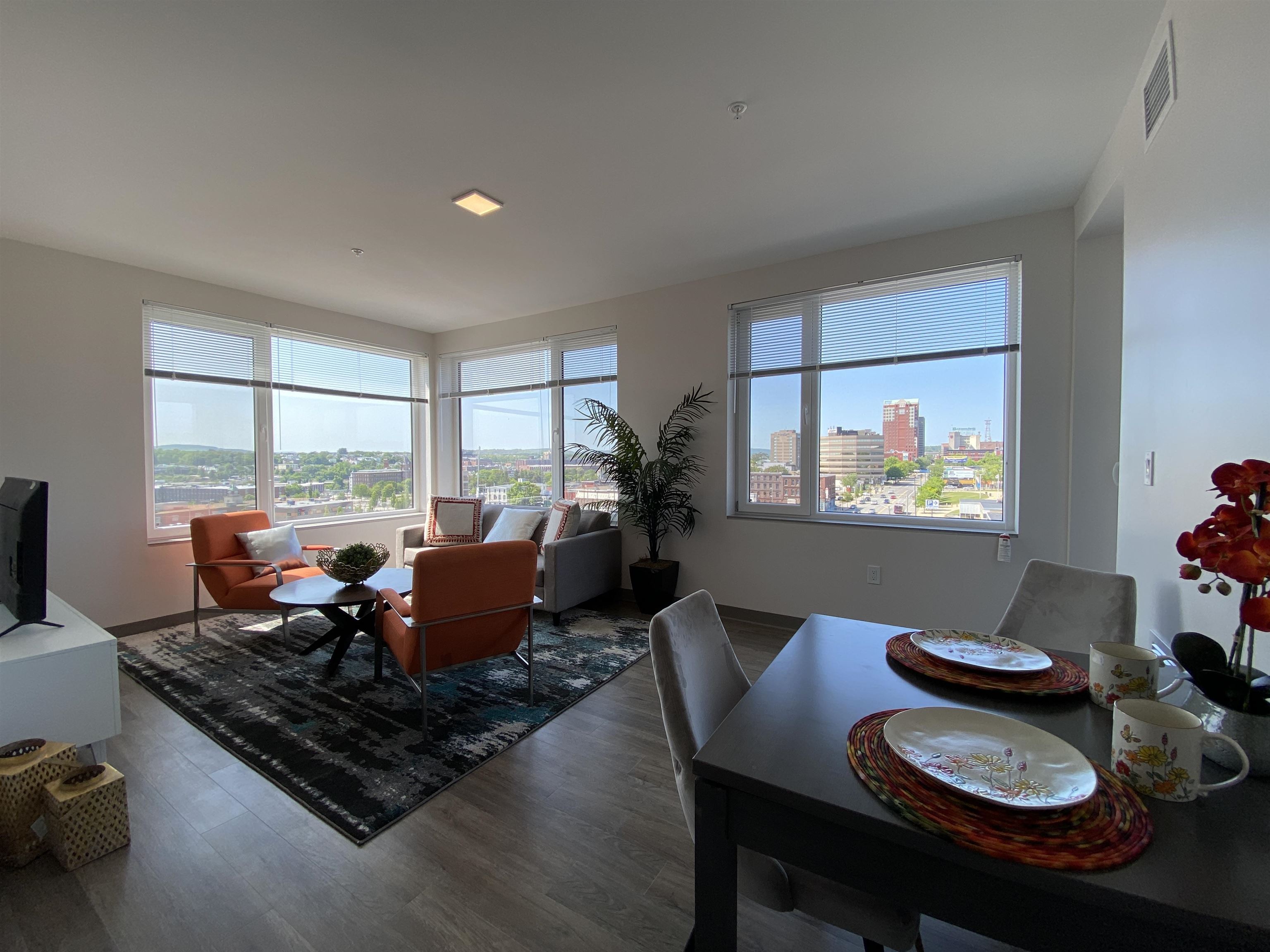 409 Elm Street, Unit 519 Manchester, NH 03101 - Photo 16 of 40