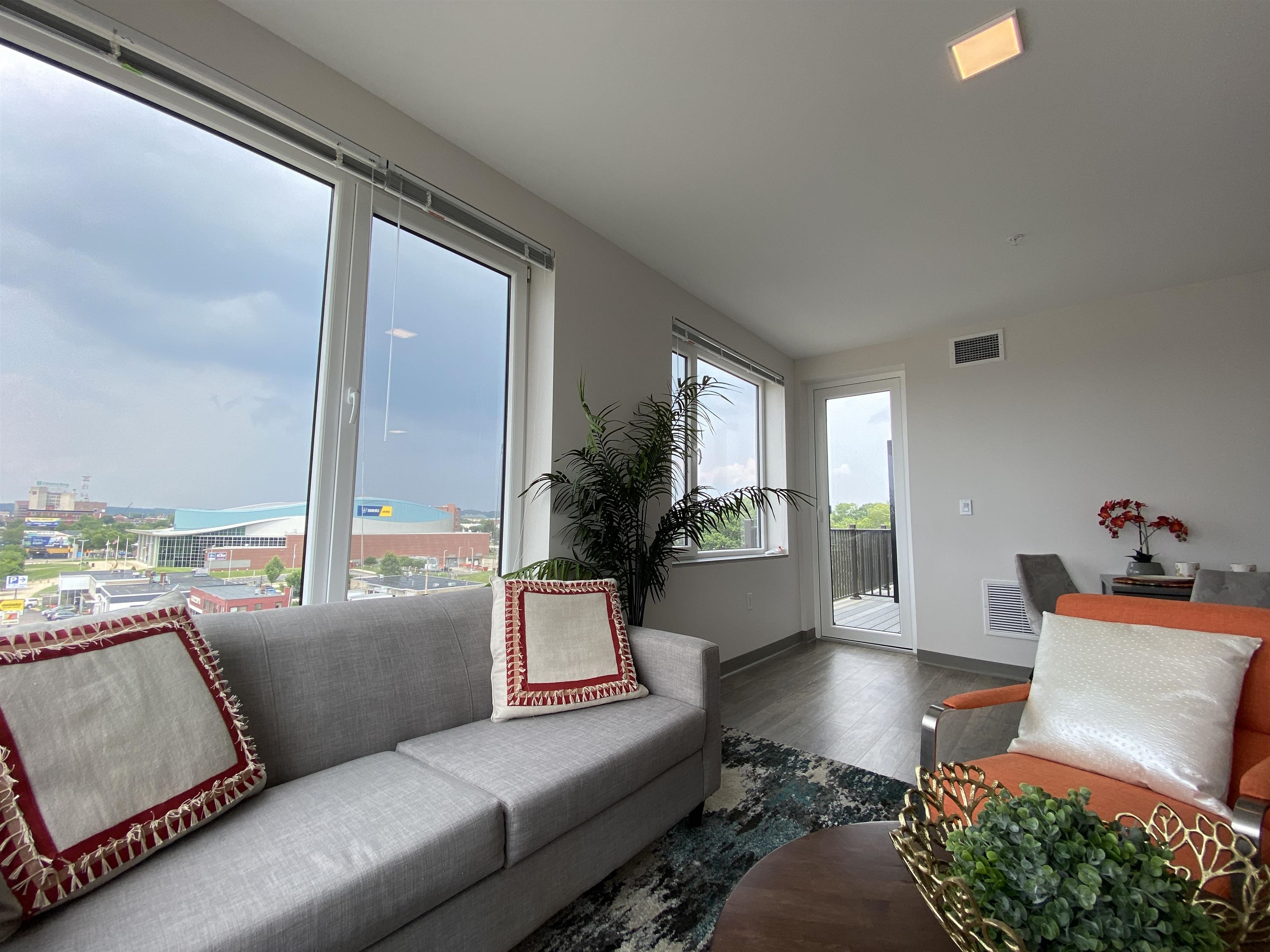 409 Elm Street, Unit 519 Manchester, NH 03101 - Photo 17 of 40