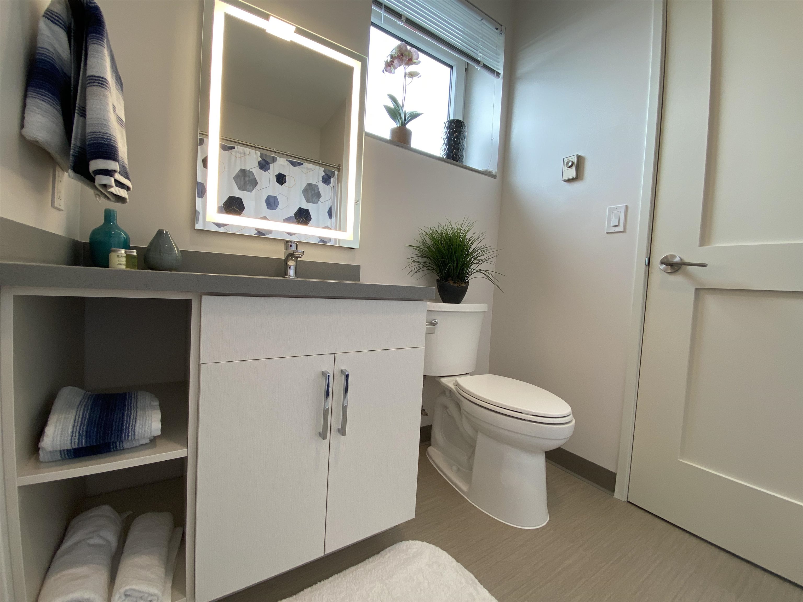 409 Elm Street, Unit 519 Manchester, NH 03101 - Photo 26 of 40