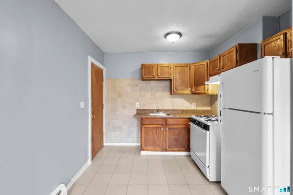 $1,300 | 26-28 Lawrence Street, Unit 265, Hartford, CT 06106