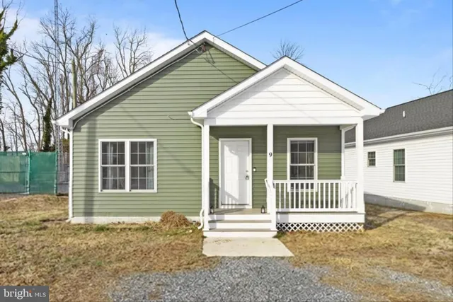 $295,000 | 9 West High Street, Seaford, DE 19973