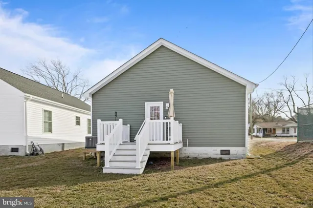 $295,000 | 9 West High Street, Seaford, DE 19973