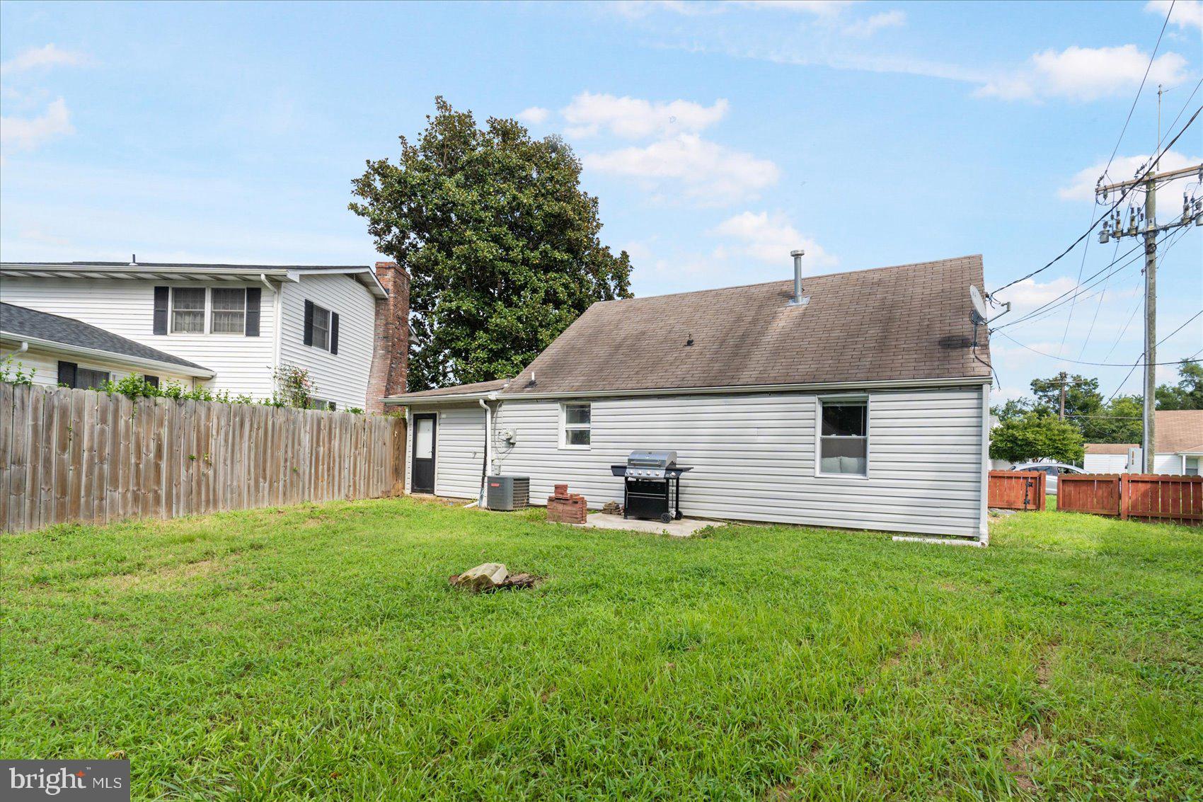 3520 Louth Road Dundalk, MD 21222 - Photo 30 of 32