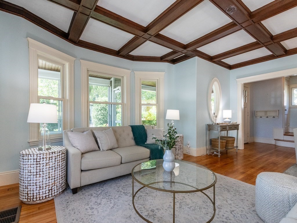 62 Norfolk Road Arlington, MA 02476 - Photo 5 of 36 Gallery Image 5