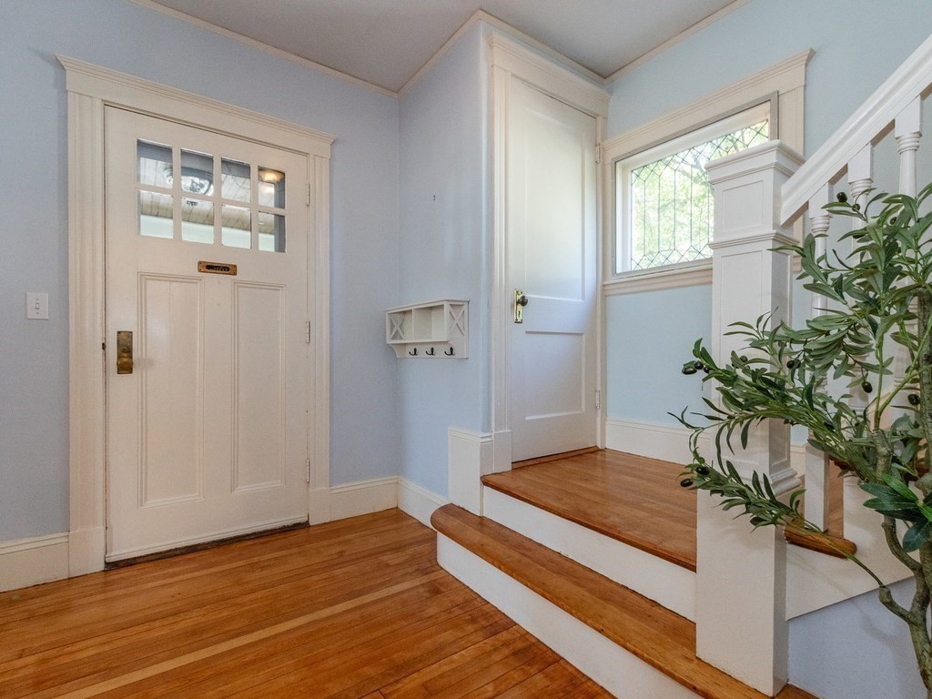 62 Norfolk Road Arlington, MA 02476 - Photo 6 of 36 Gallery Image 6