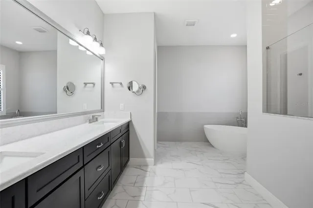 $765,000 | 31999 Watoga Loop, Wesley Chapel, FL 33543