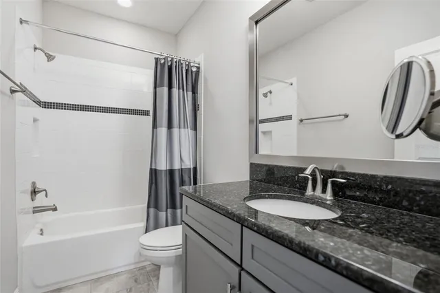 $765,000 | 31999 Watoga Loop, Wesley Chapel, FL 33543