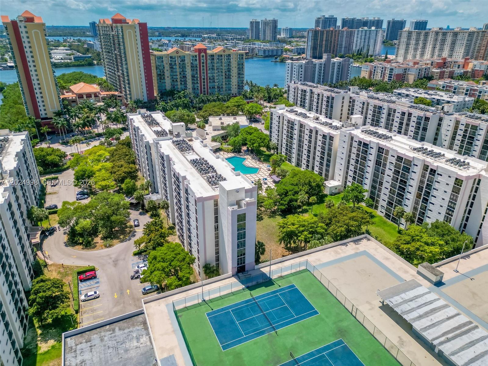 17011 North Bay Road, Unit 417 Sunny Isles Beach, FL 33160 - Photo 20 of 21