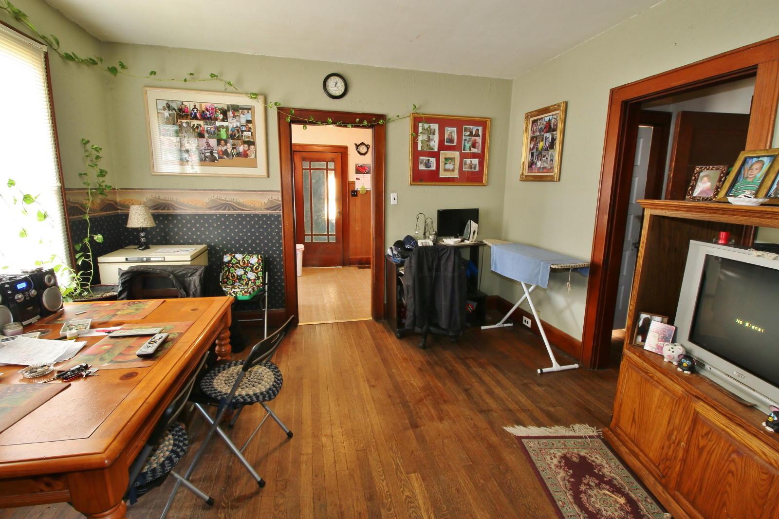 936 Pershing Road Zanesville, OH 43701 - Photo 3 of 9