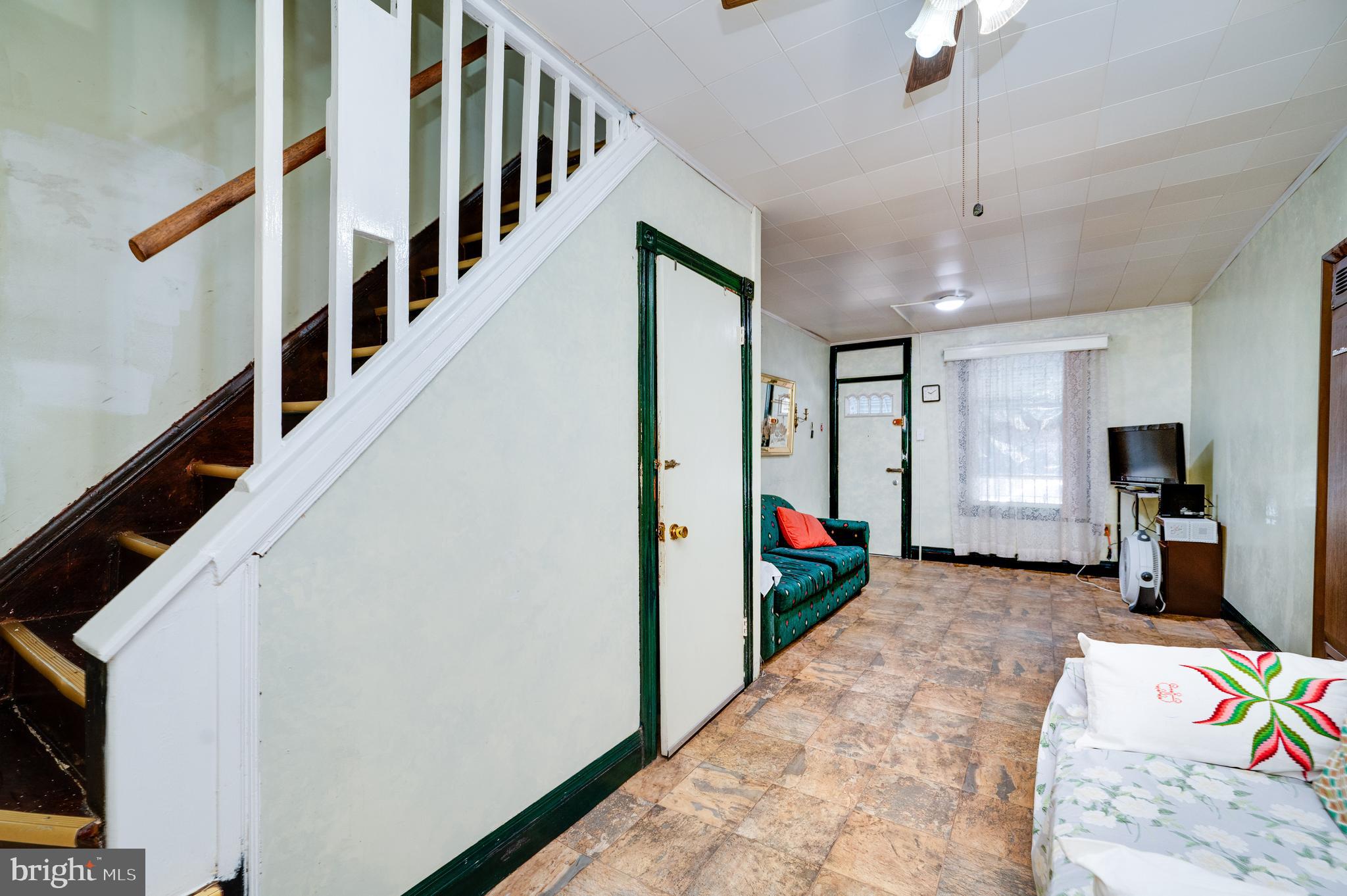641 Clinton Street Reading, PA 19601 - Photo 8 of 26