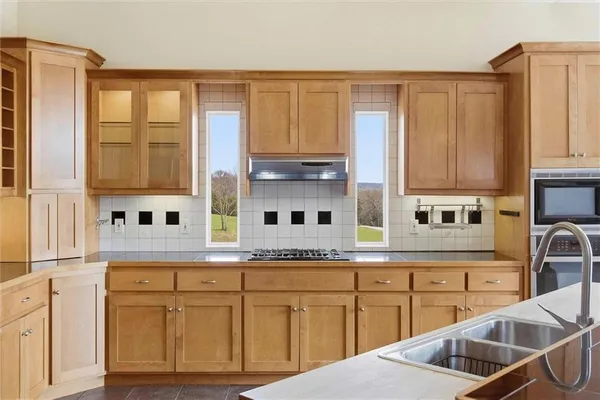 $650,000 | 1935 East 850 Road, Lecompton, KS 66050
