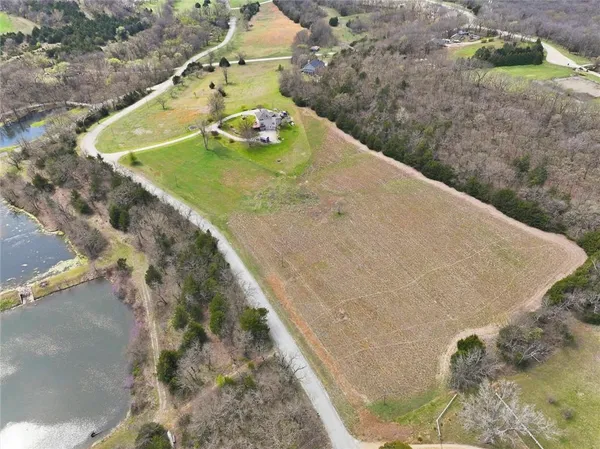$650,000 | 1935 East 850 Road, Lecompton, KS 66050