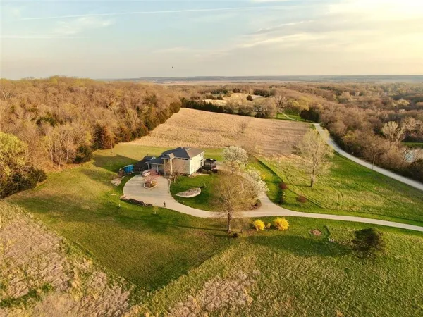 $650,000 | 1935 East 850 Road, Lecompton, KS 66050