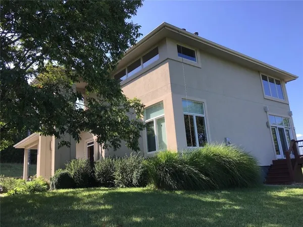 $650,000 | 1935 East 850 Road, Lecompton, KS 66050
