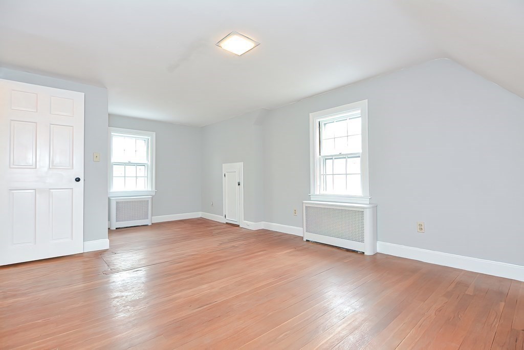 21 Tanager Road Attleboro, MA 02703 - Photo 26 of 42 Gallery Image 26