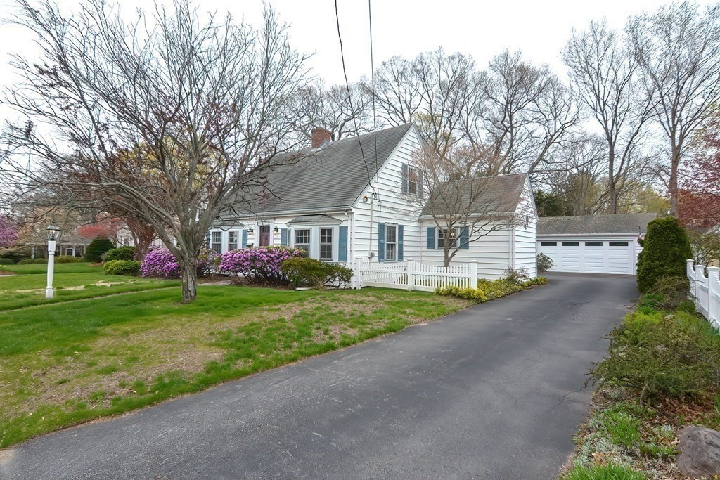 21 Tanager Road Attleboro, MA 02703 - Photo 3 of 42 Gallery Image 3