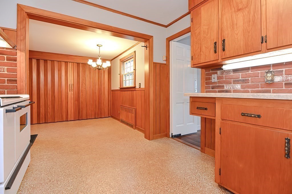 21 Tanager Road Attleboro, MA 02703 - Photo 7 of 42 Gallery Image 7