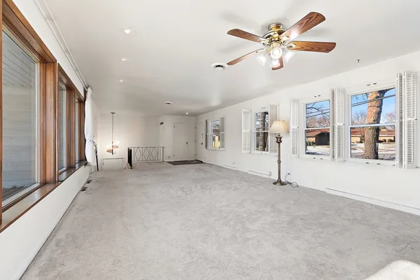 $399,000 | 13 Riegel Oaks Lane, Homewood, IL 60430