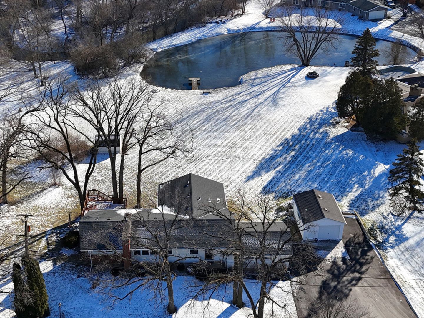 13 Riegel Oaks Lane Homewood, IL 60430 - Photo 5 of 26 a view of a house with a yard