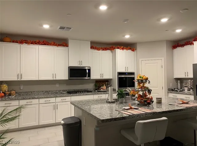 $2,500 | 325 Tembre Ct., Las Vegas, NV 89145