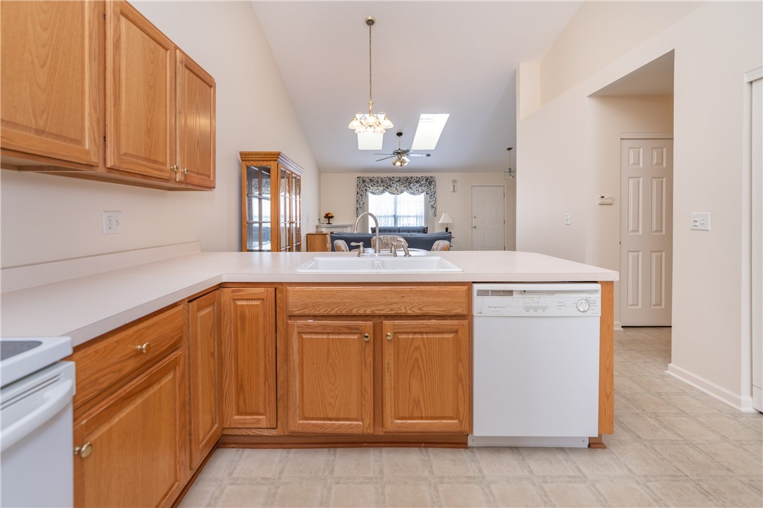 219 Rayfield Circle Webster, NY 14580 - Photo 17 of 39