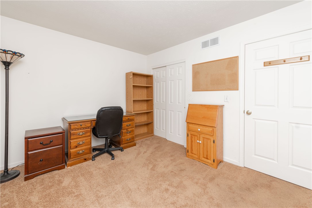 219 Rayfield Circle Webster, NY 14580 - Photo 26 of 39